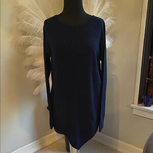 Bloomingdale's Cashmere Crewneck Sweater in Navy